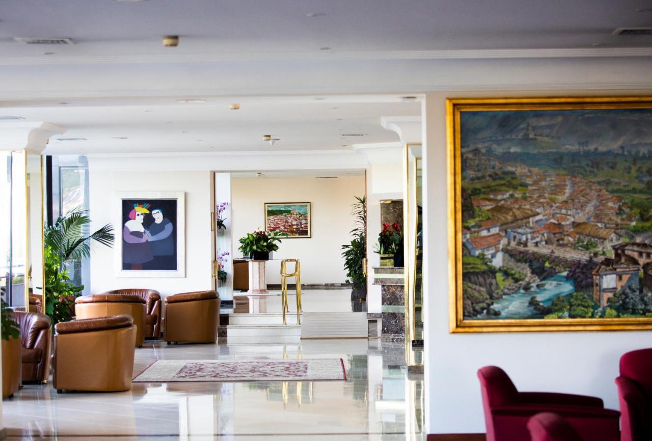Hotel Miracorgo Vila Real Luaran gambar