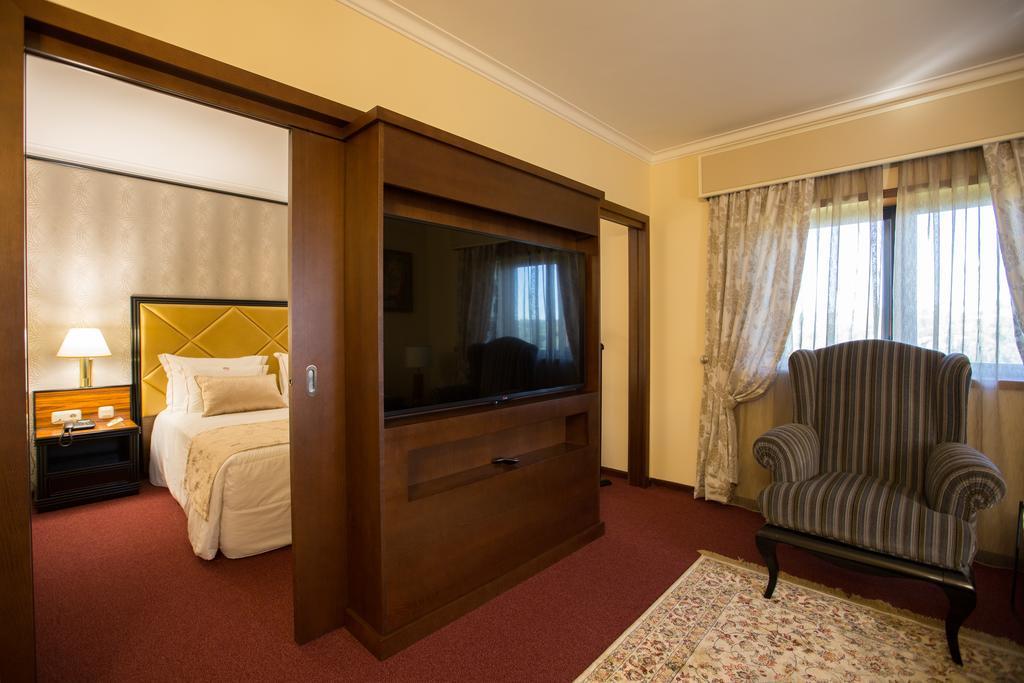 Hotel Miracorgo Vila Real Luaran gambar